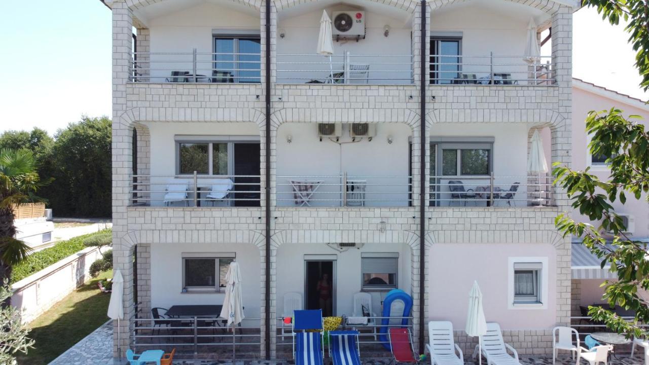 Tar-Vabriga Villa Baldi מראה חיצוני תמונה