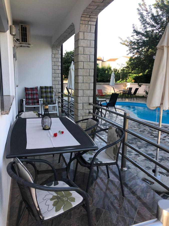 Tar-Vabriga Villa Baldi מראה חיצוני תמונה