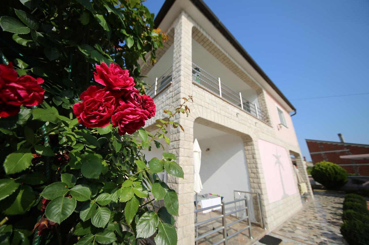 Tar-Vabriga Villa Baldi מראה חיצוני תמונה
