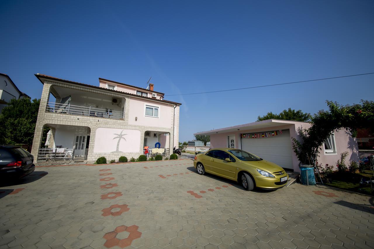 Tar-Vabriga Villa Baldi מראה חיצוני תמונה